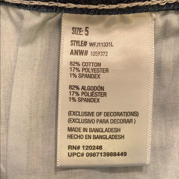 Wallflower Jean Shorts!! - Picture 5 of 5